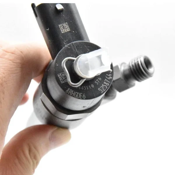 0445110376 Bosch Diesel Fuel Injector View 3 0445110376 Bosch diesel fuel injector view 3 for Cummins ISF 2.8 Foton Tunland Aumark JAC