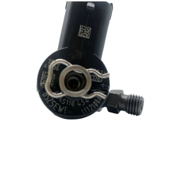 0445110454 Bosch Diesel Fuel Injector View 3 0445110454 Bosch diesel fuel injector view 3 for JMC 2.8L 4JB1 EU4 S350