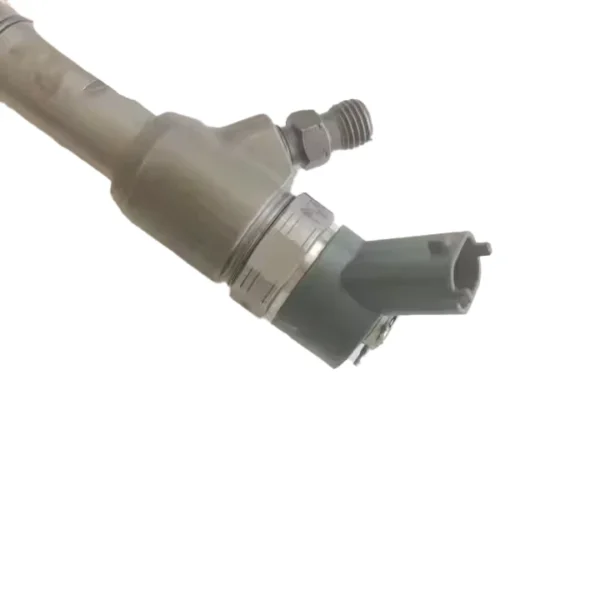 0445110547 Bosch diesel fuel injector view 4 for 16450-RNY-E01 for Nissan Citroen Fiat Ducato Iveco