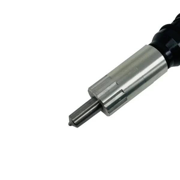 Nozzle view of 095000-6070 injector cross reference 6251-11-3100