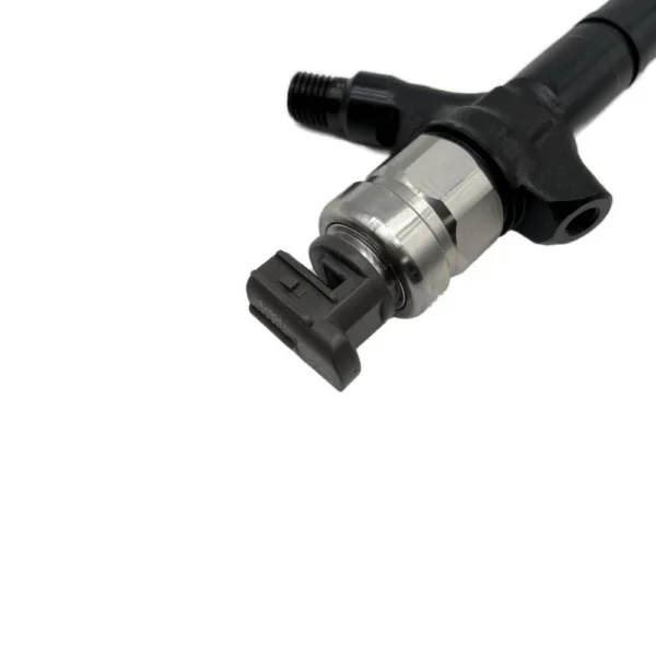095000-6730*4 Denso Diesel Fuel Injector View 2 095000-6730*4 Denso diesel injector view 2 for 4X 095000-6730 23670-51020 Toyota Land Cruiser 200 V8 1VD-FTV