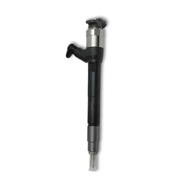 12640381 Denso Diesel Fuel Injector Front View Front view of 12640381 Denso diesel injector for Holden Colorado LWN 2.8L