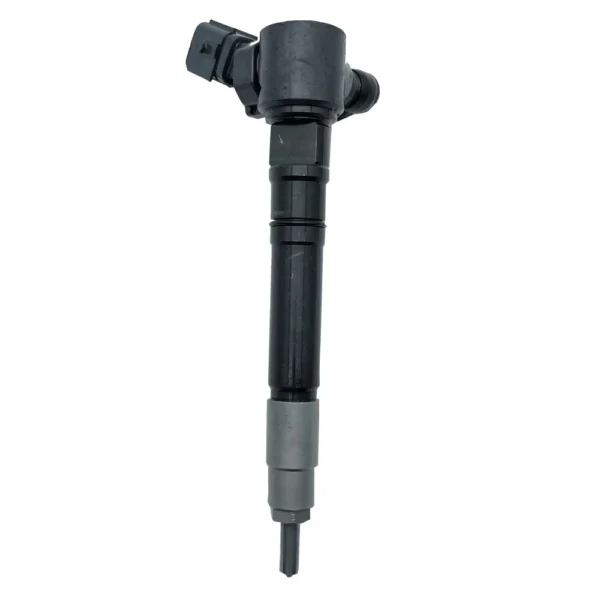 23670-11060 Diesel Fuel Injector Front View Front view of 23670-11060 diesel fuel injector for Toyota 2KD-FTV