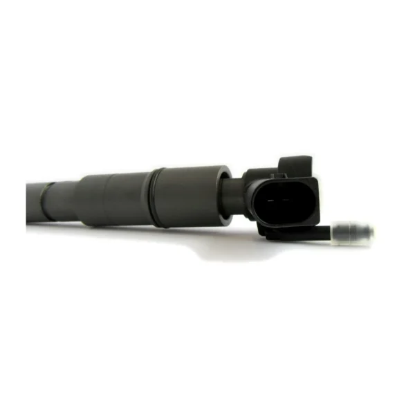 0445115050 Bosch Piezo Diesel Fuel Injector - Side View 0445115050 Bosch piezo diesel fuel injector, remanufactured injector for selected diesel engine applications
