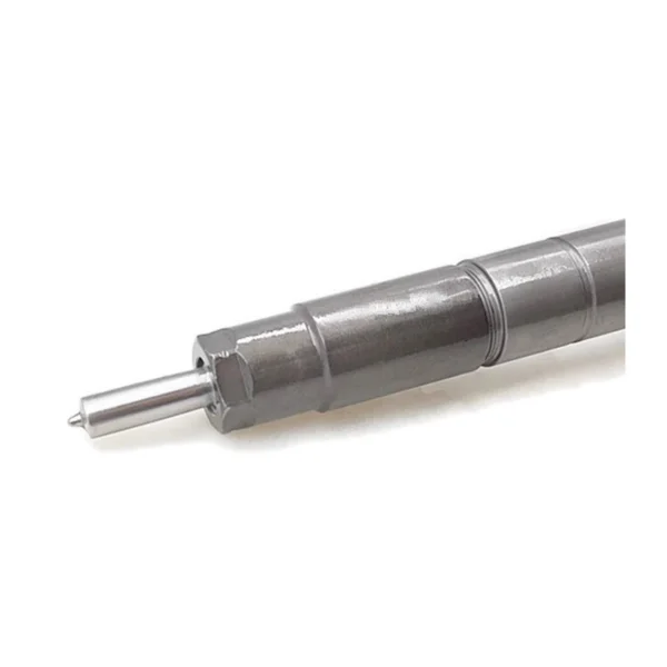 LR095361 Bosch Piezo Diesel Fuel Injector - Side View LR095361 Bosch piezo diesel fuel injector, remanufactured injector for selected LANDROVER, Citroen C5C6, Peugeot 407 Land Rover, Citroen, Peugeot, Ford diesel applications